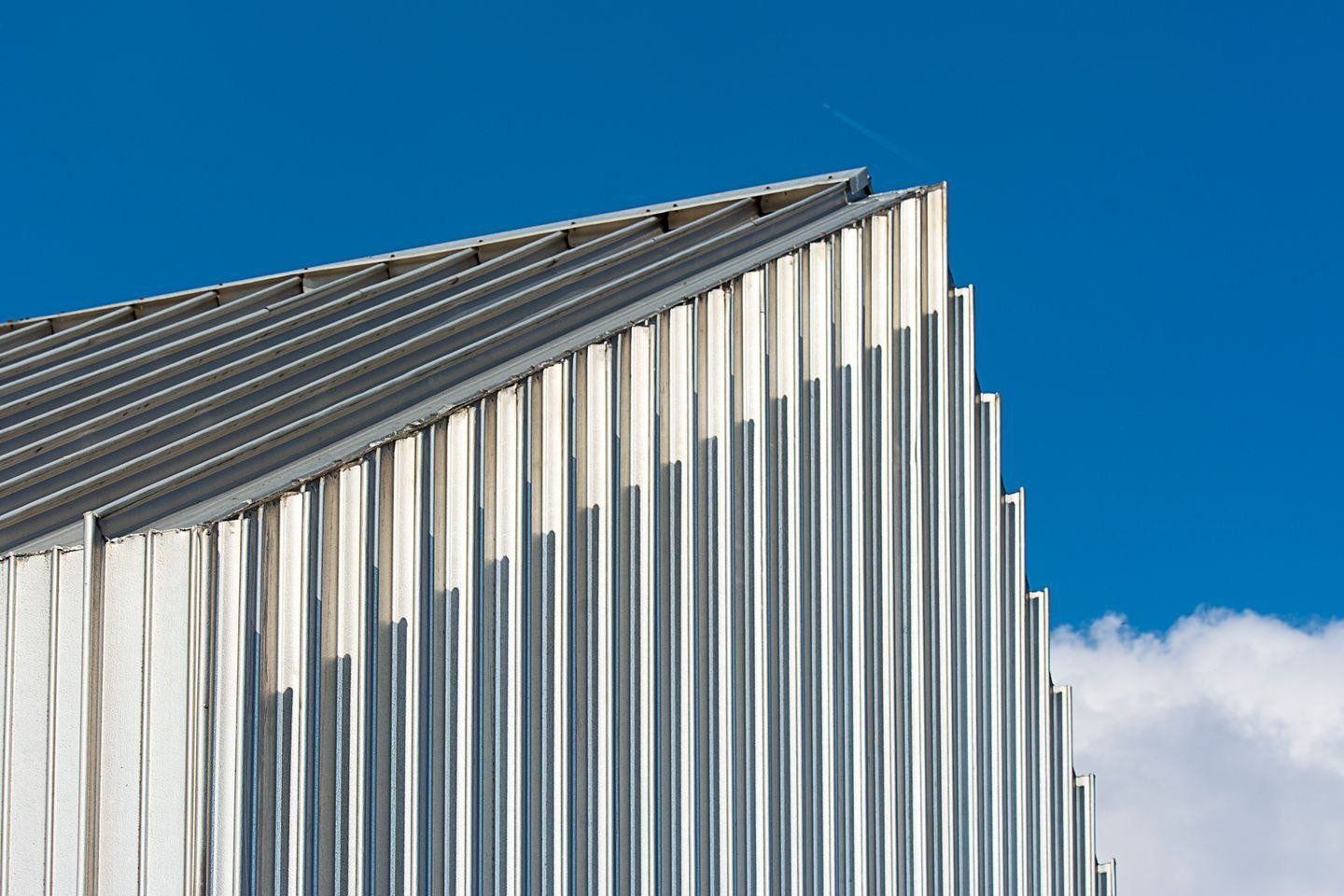 Couverture métallique — photographie d’illustration